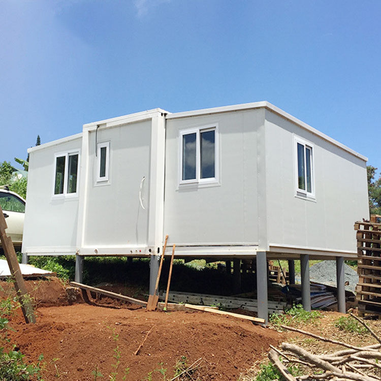 Brande Extended Bifold Folding Case For Post-War Market Disaster Reconstruction Market