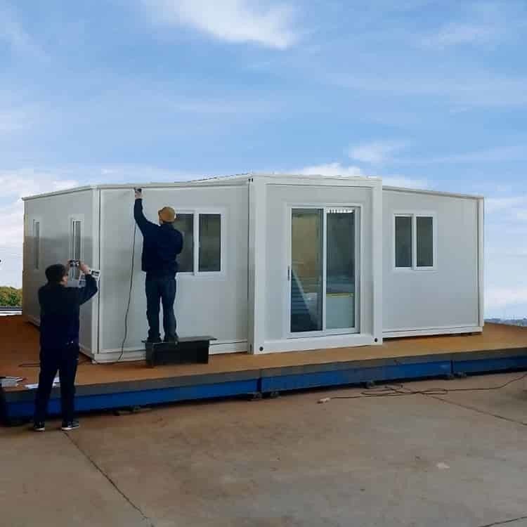 ODM Innovative Expandable Prefab House Efficient Top 2.46 ~ 2.59m  Indoor Height