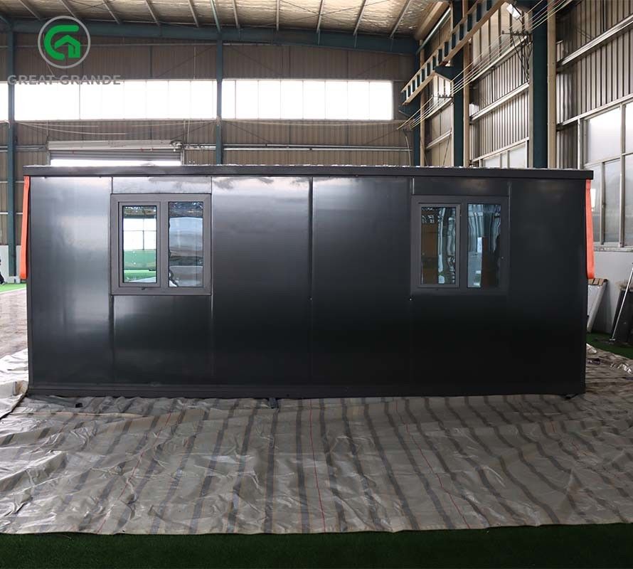 20FT Expandable Container Home Design Black Frame Black Wall Panel EPS Tempered Glass Door